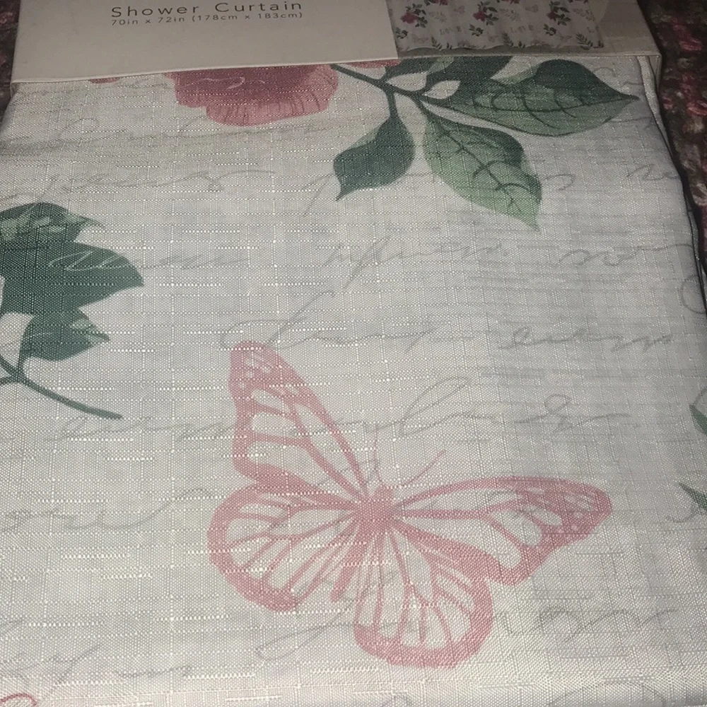 NWT rose and butterflies shower curtain